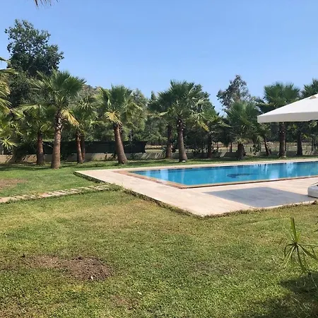 Inlice Tatil Evleri גוג'ק